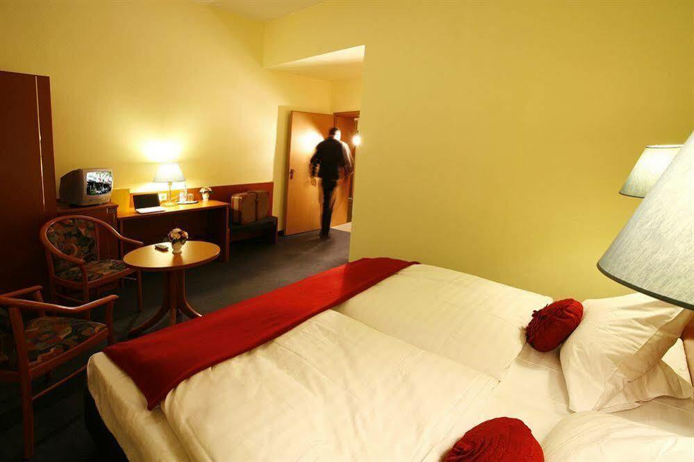 Trip Inn Hotel Schumann Düsseldorf Eksteriør bilde